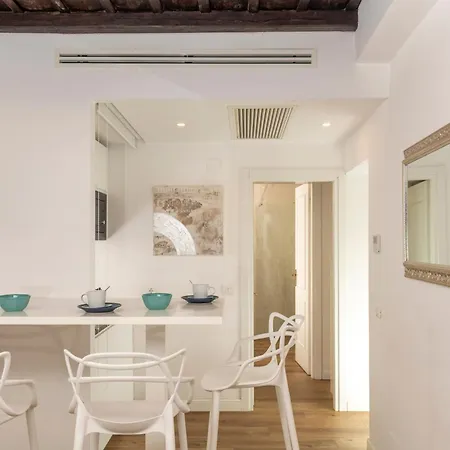 Apartment San Francesco Ripa Rom