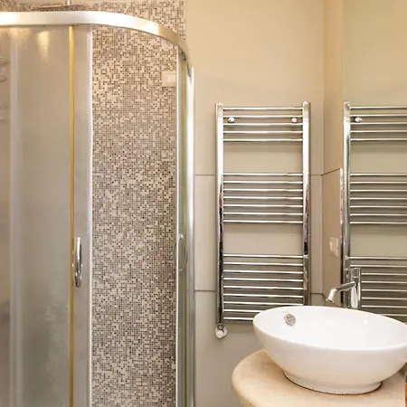 San Francesco Ripa Apartman *